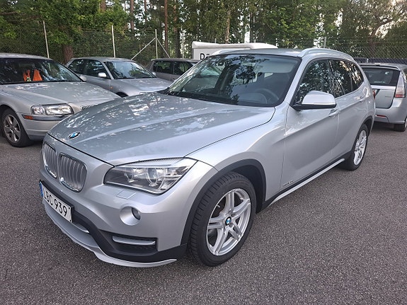 BMW X1 2 of 5