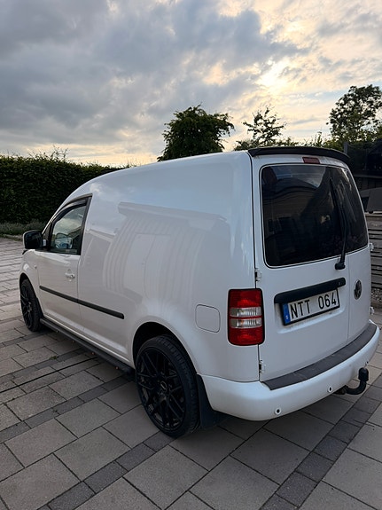 Volkswagen Caddy 2 of 4