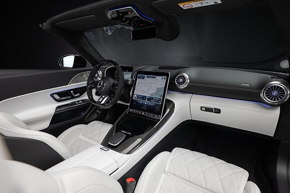 Mercedes-Benz SL63 23 of 30