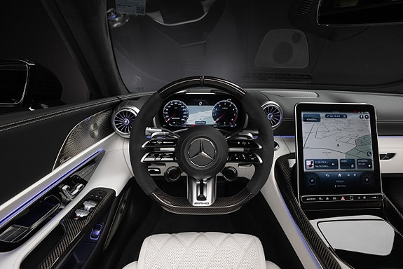 Mercedes-Benz SL63 29 of 30