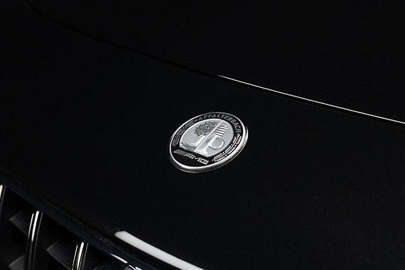 Mercedes-Benz SL63 10 of 30