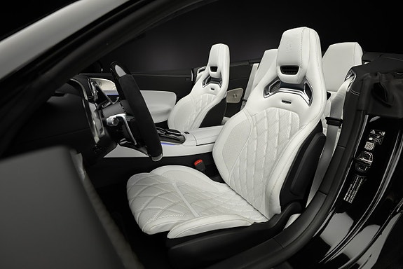 Mercedes-Benz SL63 30 of 30