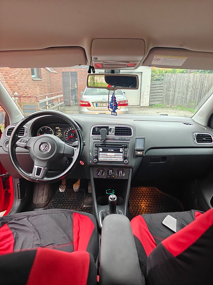 Volkswagen Polo 4 of 5