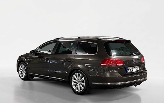Volkswagen Passat 3 of 5