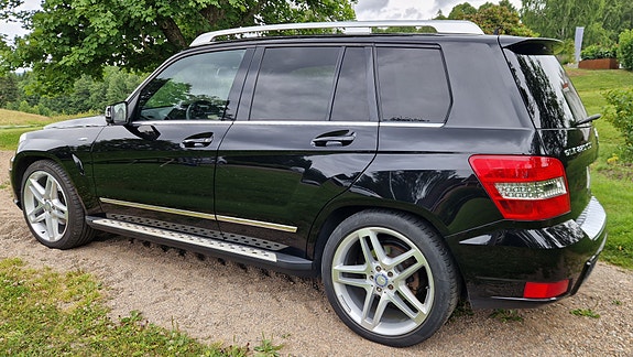 Mercedes-Benz GLK220 14 of 20