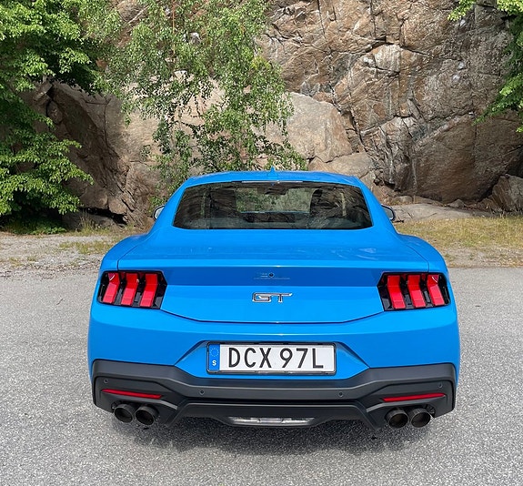 Ford Mustang 5 of 5