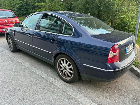 Volkswagen Passat 4 of 5