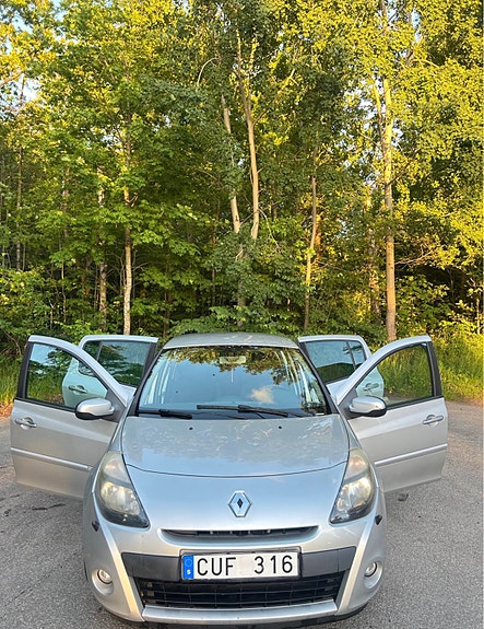 Renault Clio 5 of 10
