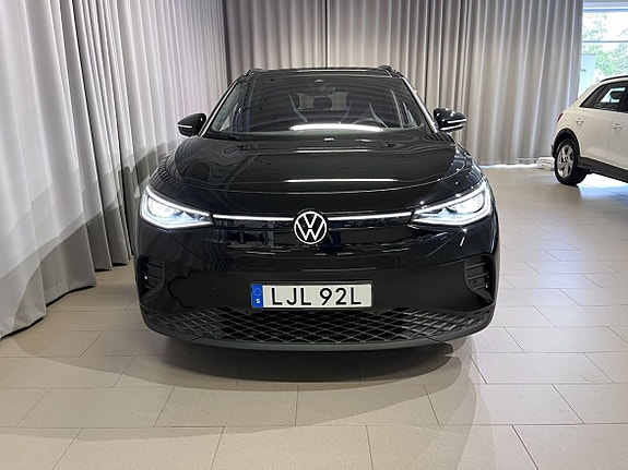 Volkswagen ID.4 2 of 5