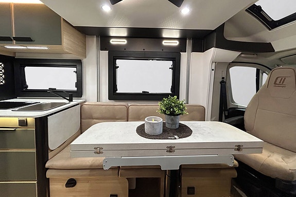 CHALLENGER X150 OPEN EDITION # AUTOMAT # ADAPTIV FARTHÅLLARE # 599cm lång # DIESELVÄRMARE - STOR SITTGRUPP 8 of 30