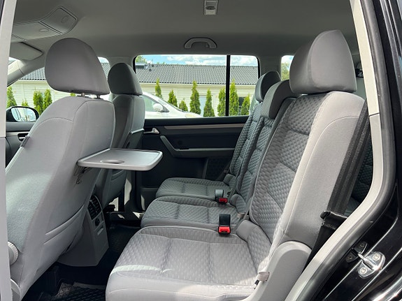 Volkswagen Touran 14 of 20