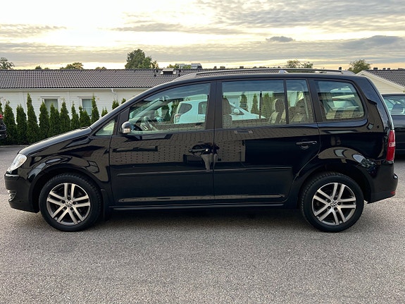 Volkswagen Touran 6 of 20