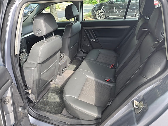 Opel Vectra 5 of 5