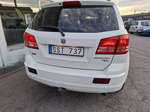 Dodge Journey 5 of 5