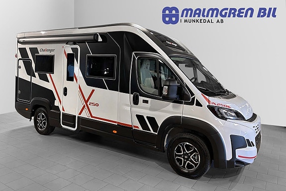 CHALLENGER X250 OPEN EDITION # AUTOMAT # ADAPTIV FARTHÅLLARE # 636cm lång # DIESELVÄRMARE - STOR SITTGRUPP