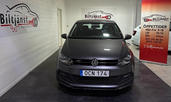 Volkswagen Polo 2 of 5