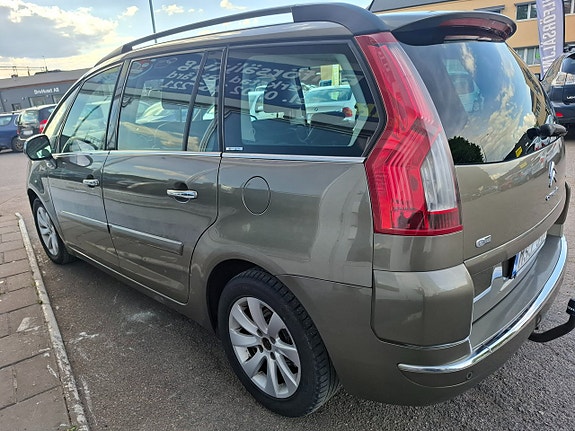 Citroen Grand C4 Picasso 2 of 5