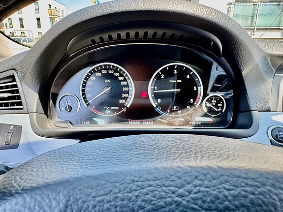 BMW 520d 3 of 20