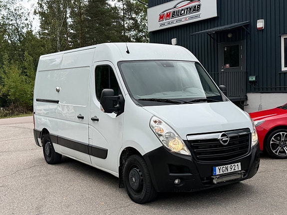 Opel Movano 2 of 12