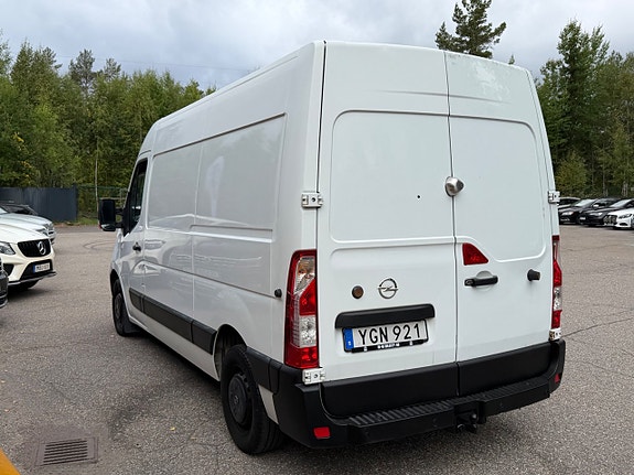 Opel Movano 5 of 12