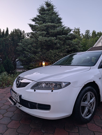 Mazda 6 2 of 5