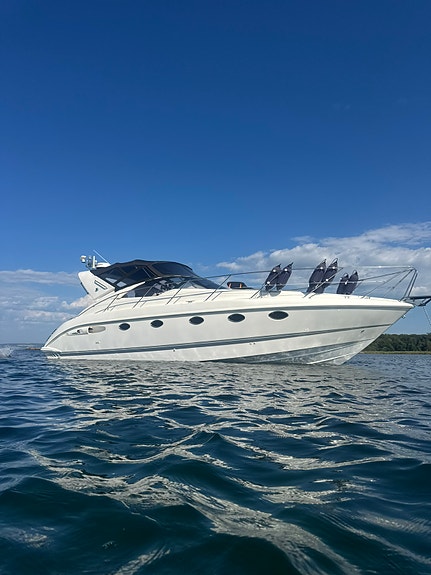 Fairline Targa 40, 2001, VOLVO PENTA KAD44 2 of 14
