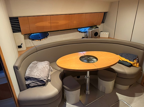 Fairline Targa 40, 2001, VOLVO PENTA KAD44 9 of 14