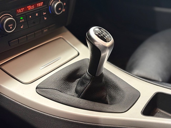 BMW 320d 16 of 22