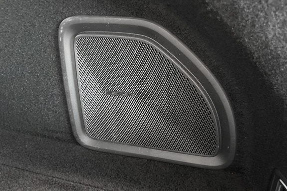 Polestar 4 5 of 30