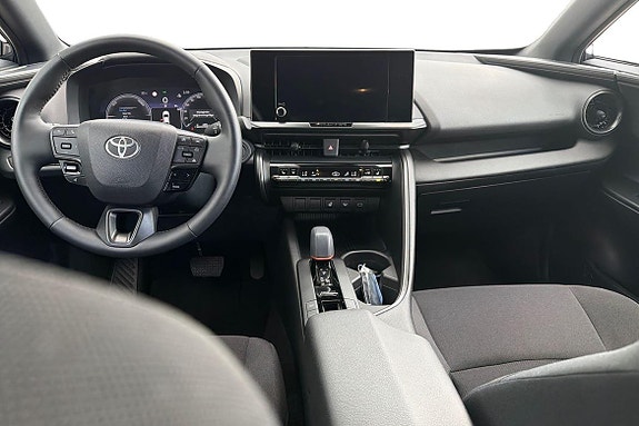 Toyota C-HR 10 of 21
