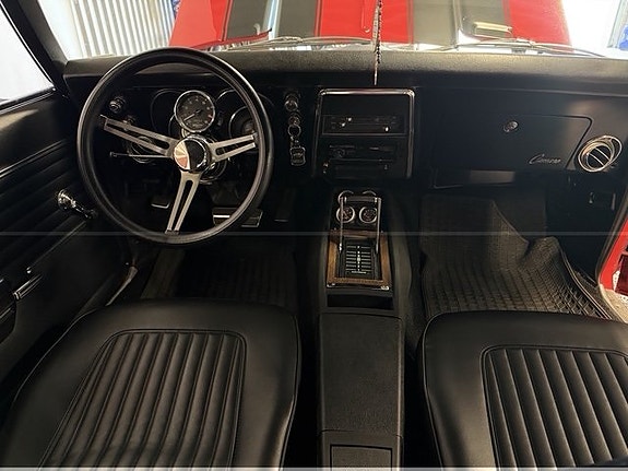 Chevrolet Camaro 11 of 19