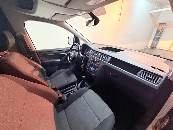 Volkswagen Caddy 9 of 10