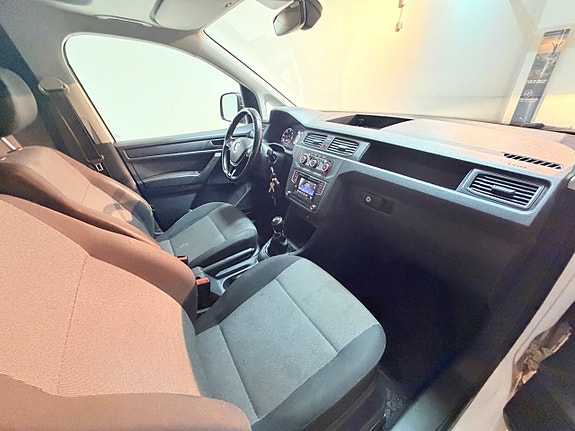 Volkswagen Caddy 8 of 10