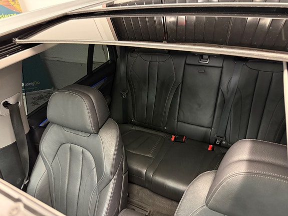 BMW X5 17 of 30
