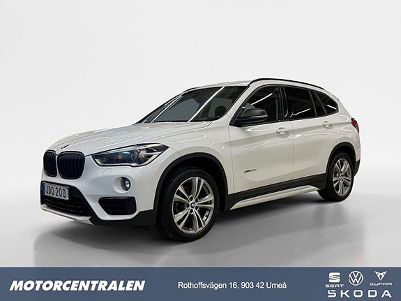 BMW X1 3 of 5