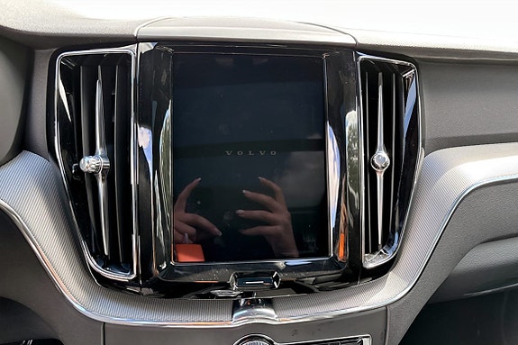 Volvo XC60 6 of 9