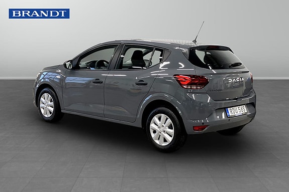 Dacia Sandero 2 of 5