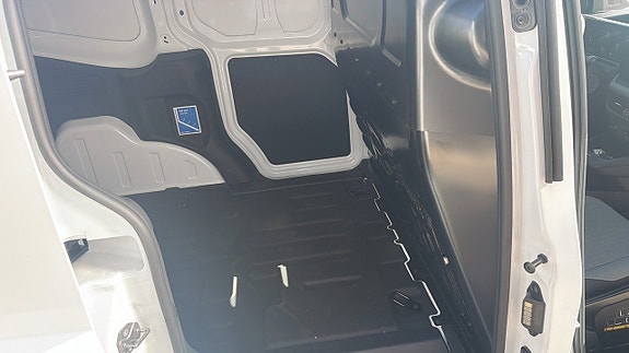 Ford E-Courier 5 of 10