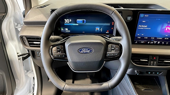 Ford E-Courier 11 of 16