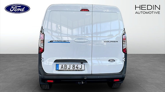 Ford E-Courier 7 of 10