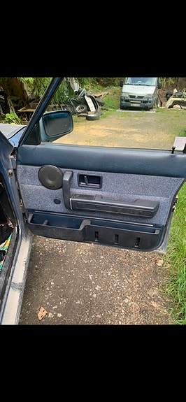 Volvo 240 4 of 5