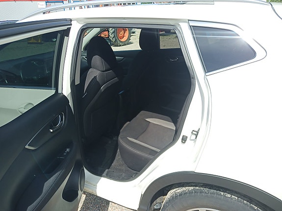 Nissan Qashqai 15 of 18