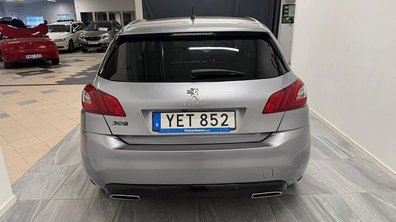 Peugeot 308 5 of 5