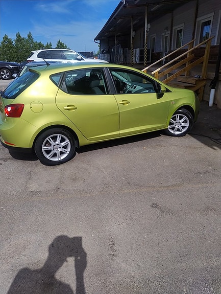 Seat Ibiza 3 of 17