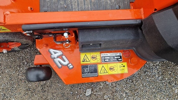 Kubota Z 122 RKW 7 of 7