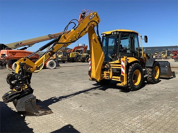 JCB 4CX 4 of 5