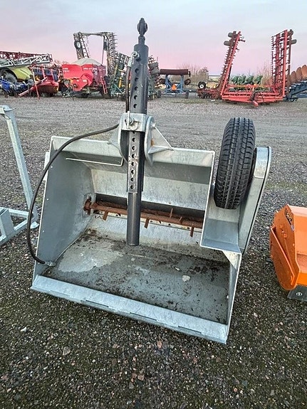Fjärås Sandspridare 500/1200