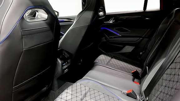 Volkswagen Tiguan 12 of 15