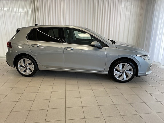 Volkswagen Golf I 2 of 9