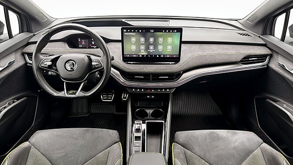 Skoda Enyaq Coupe RS 10 of 23